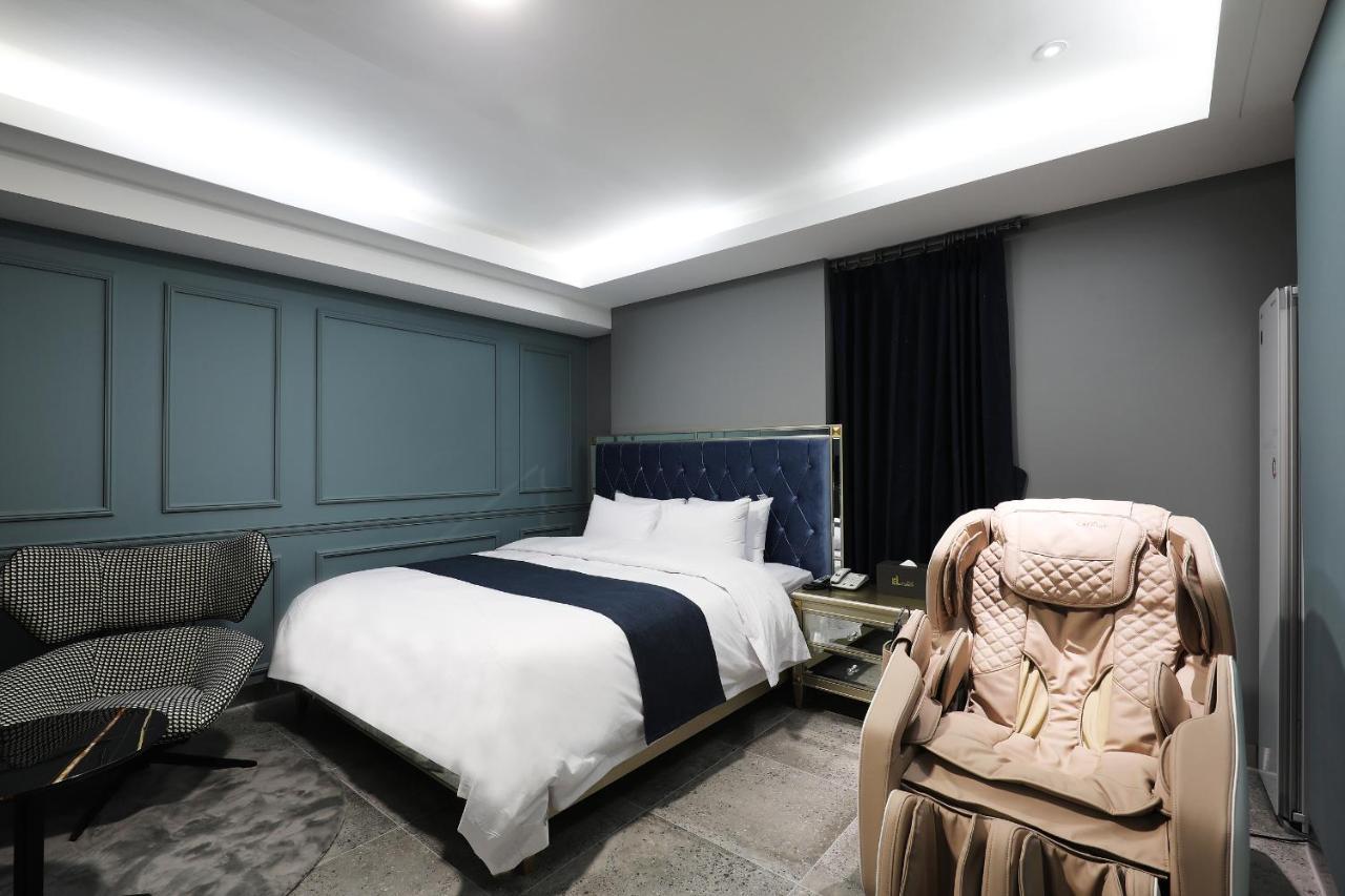 El Tower Hotel Gunsan Ngoại thất bức ảnh