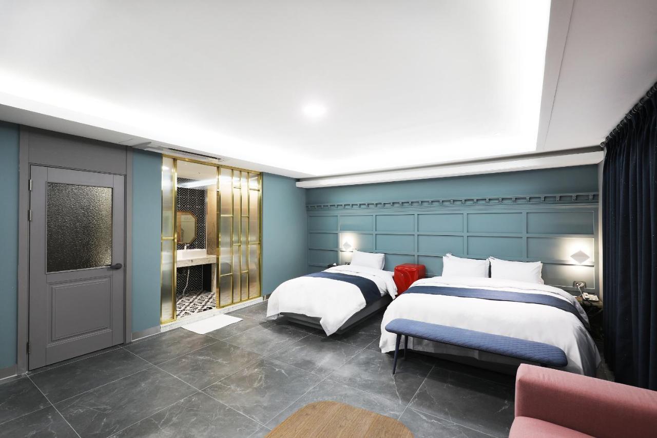 El Tower Hotel Gunsan Ngoại thất bức ảnh