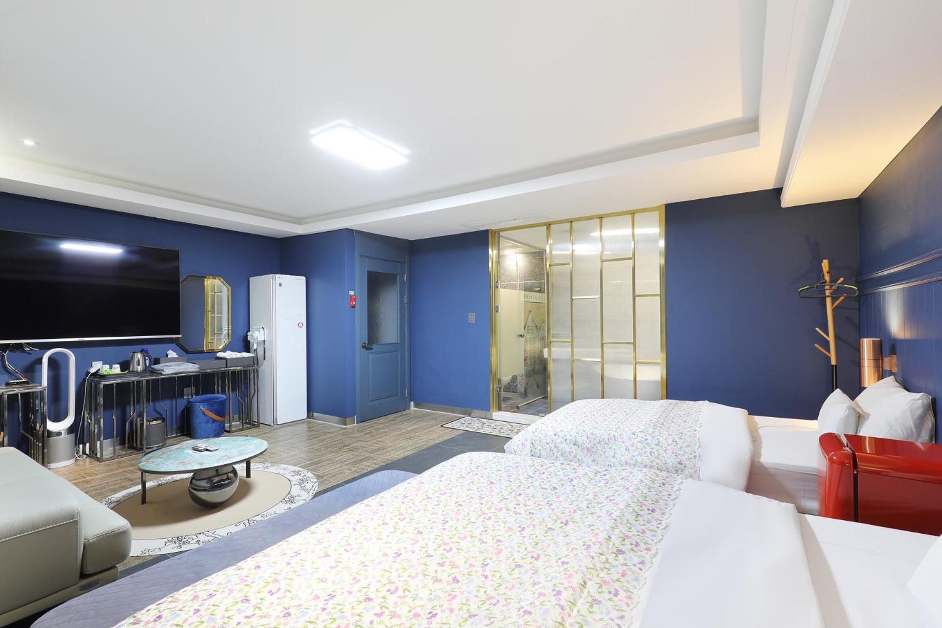 El Tower Hotel Gunsan Ngoại thất bức ảnh