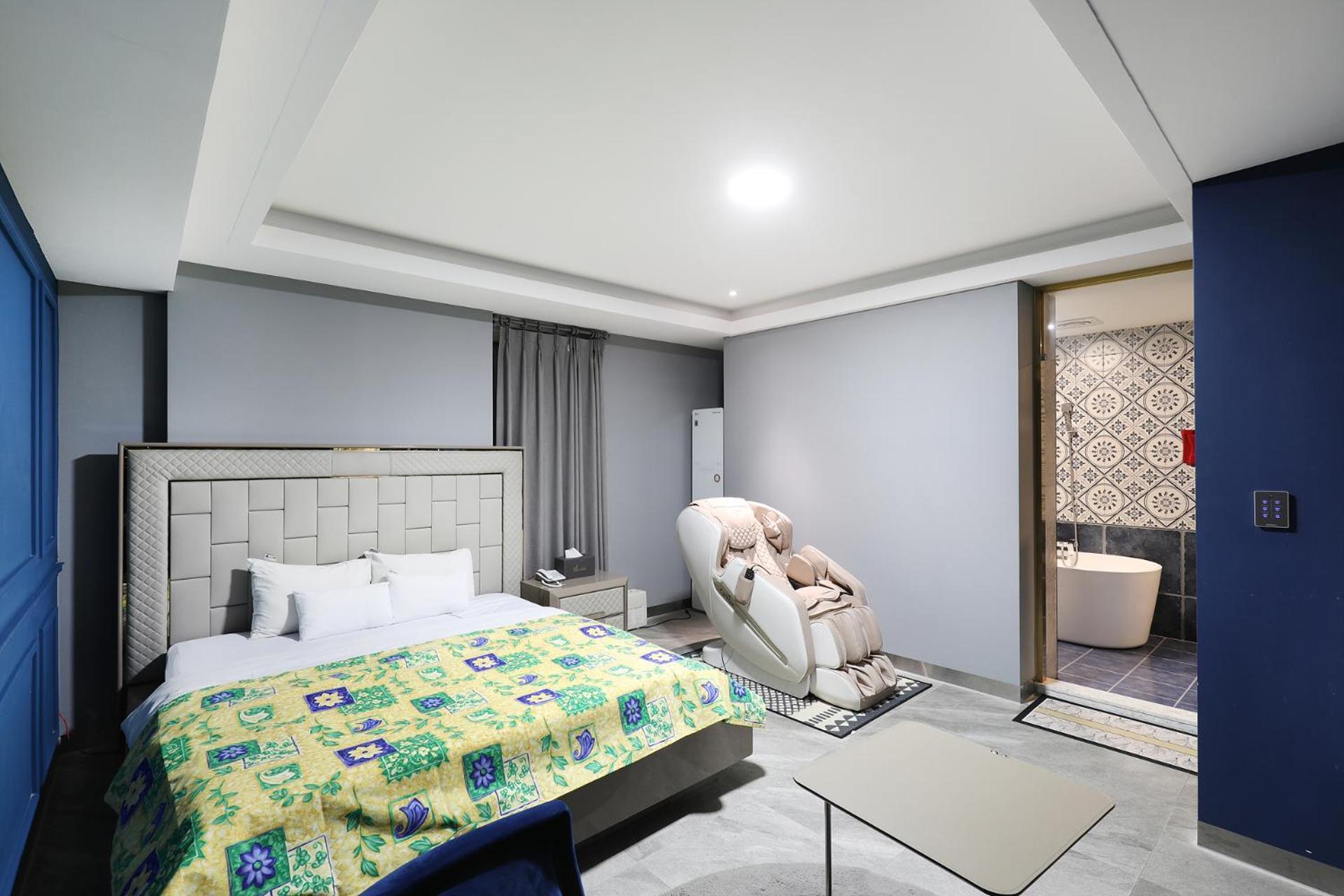 El Tower Hotel Gunsan Ngoại thất bức ảnh